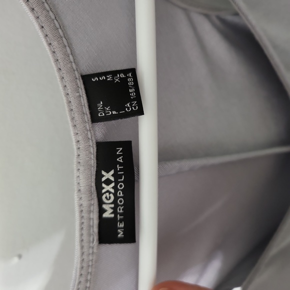 New Mexx sleeveless size S in metallic silver - Picture 4 of 4